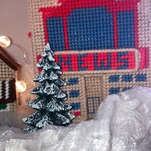 ⛄️⛪️ “Department 56” “The Heritage Village Collection Evergreen Trees” ⛪️⛄️